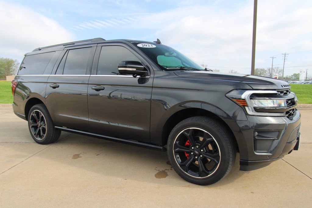 Used 2023 Ford Expedition Max Limited AWD/4WD image 3