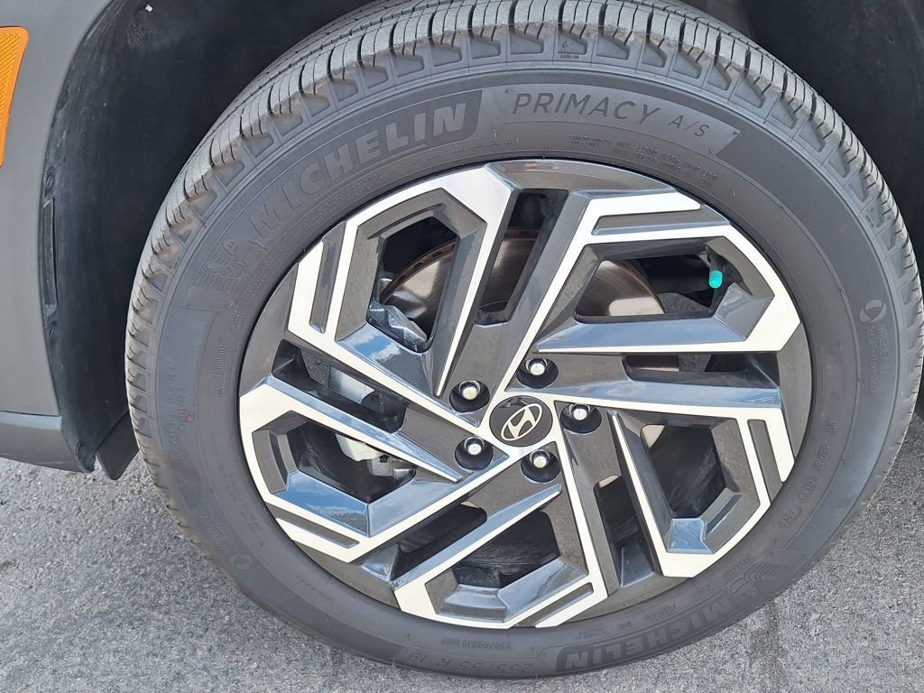 New 2025 Hyundai Tucson Limited image 30