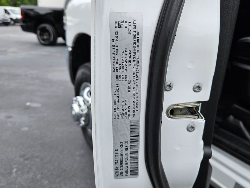 Used 2023 RAM 3500 Tradesman w/ Chrome Appearance Group image 16