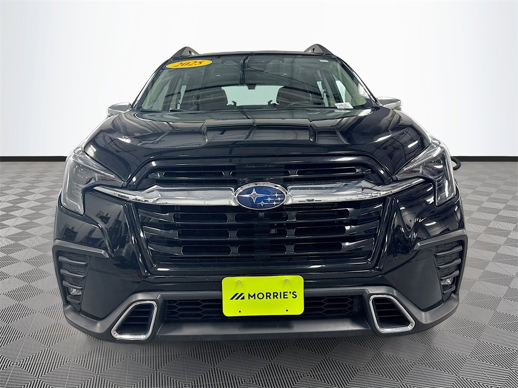 Used 2023 Subaru Ascent Touring image 2