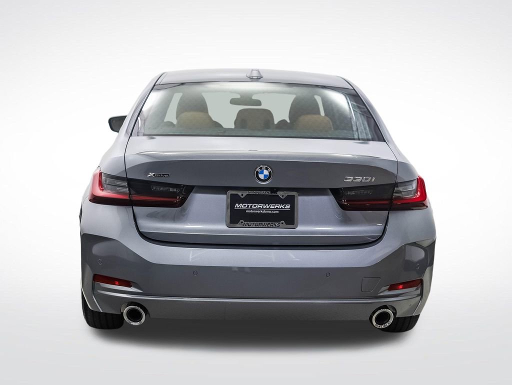 Used 2026 BMW 330i xDrive Sedan w/ Convenience Package AWD/4WD image 5