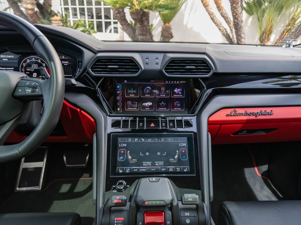 Used 2023 Lamborghini Urus S AWD/4WD image 43