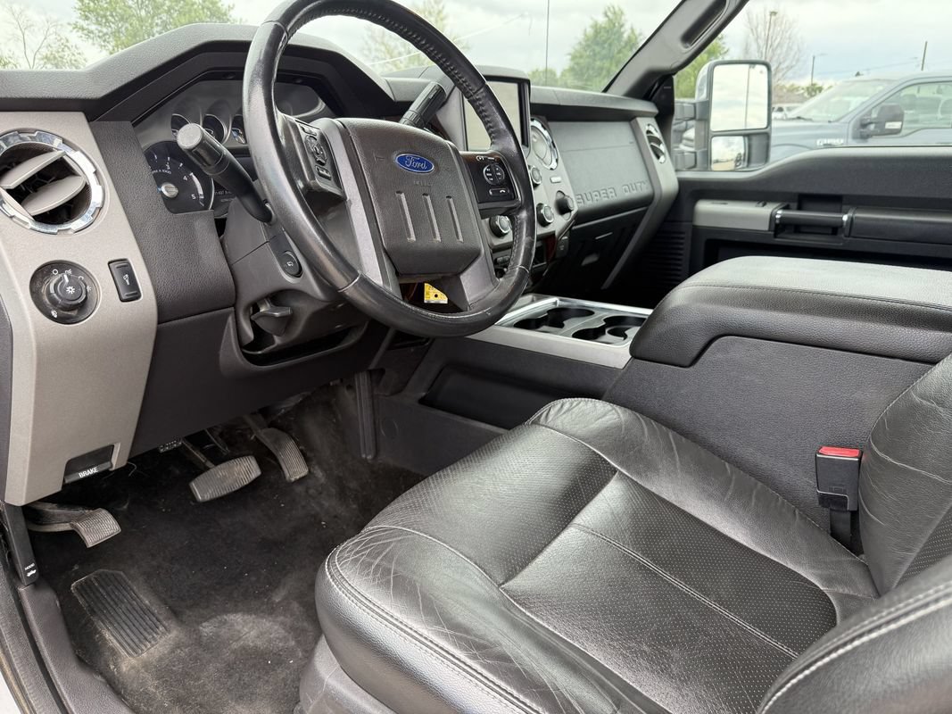 Used 2014 Ford F350 Lariat w/ Lariat Chrome Package AWD/4WD image 29