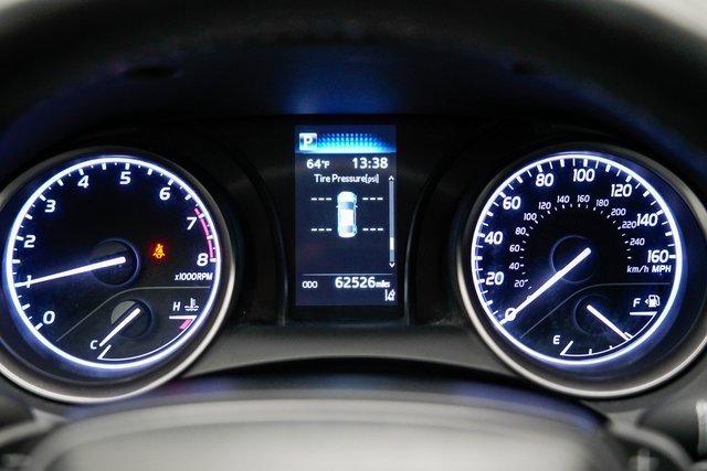 Used 2023 Toyota Camry SE image 32