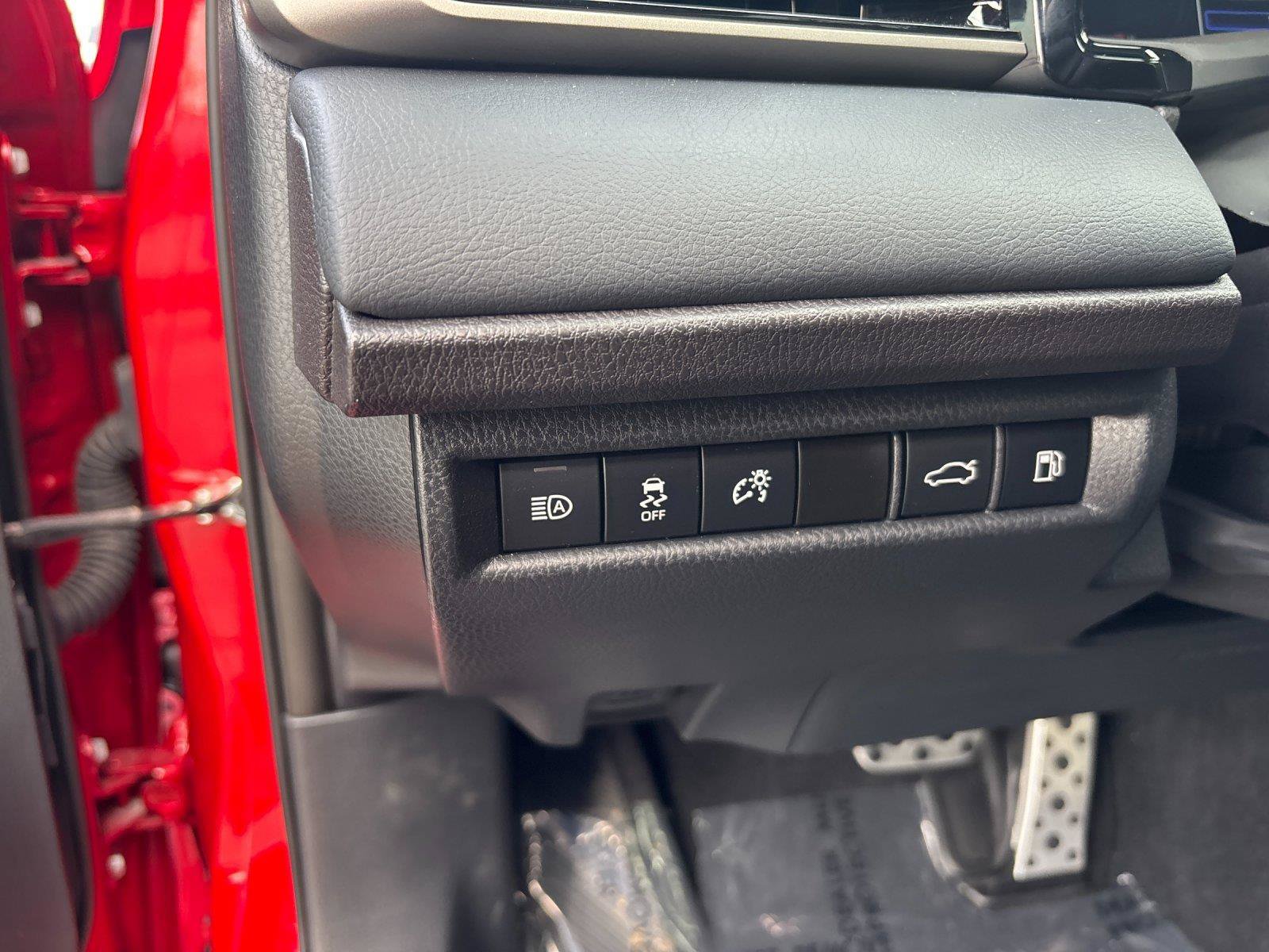 Used 2025 Toyota Camry XSE FWD image 17