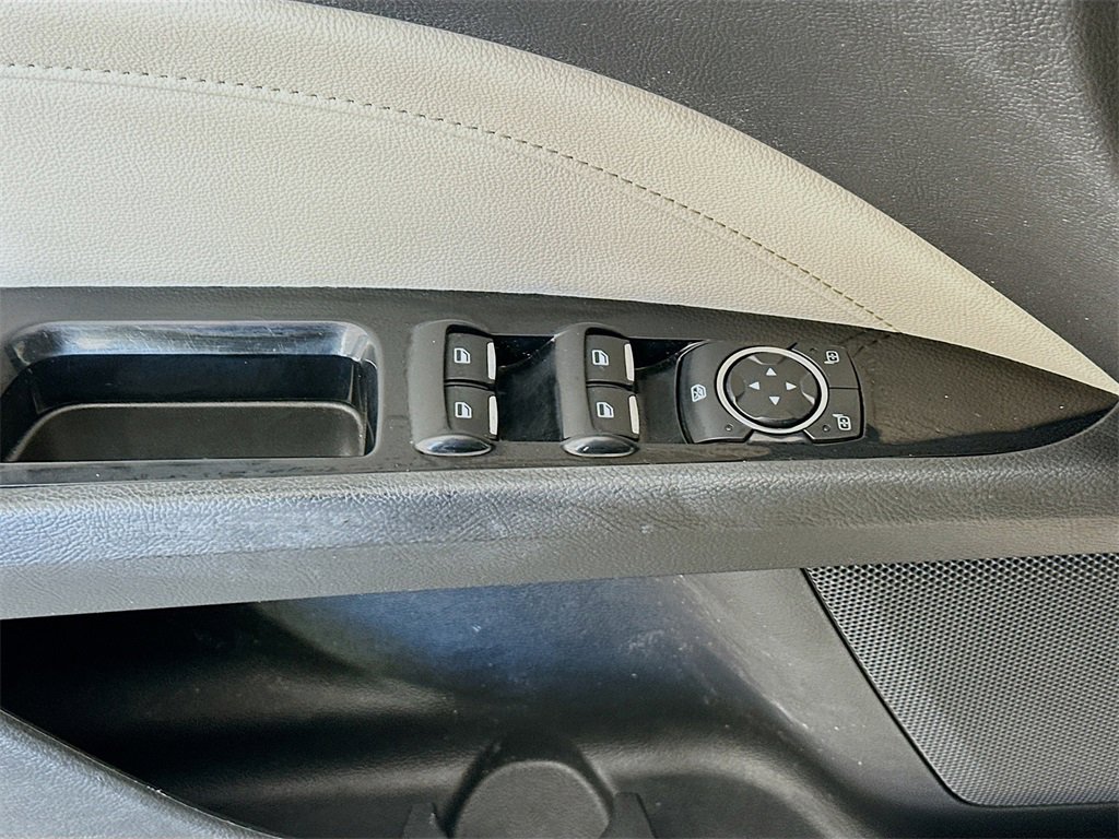 Used 2015 Ford Fusion Titanium image 17