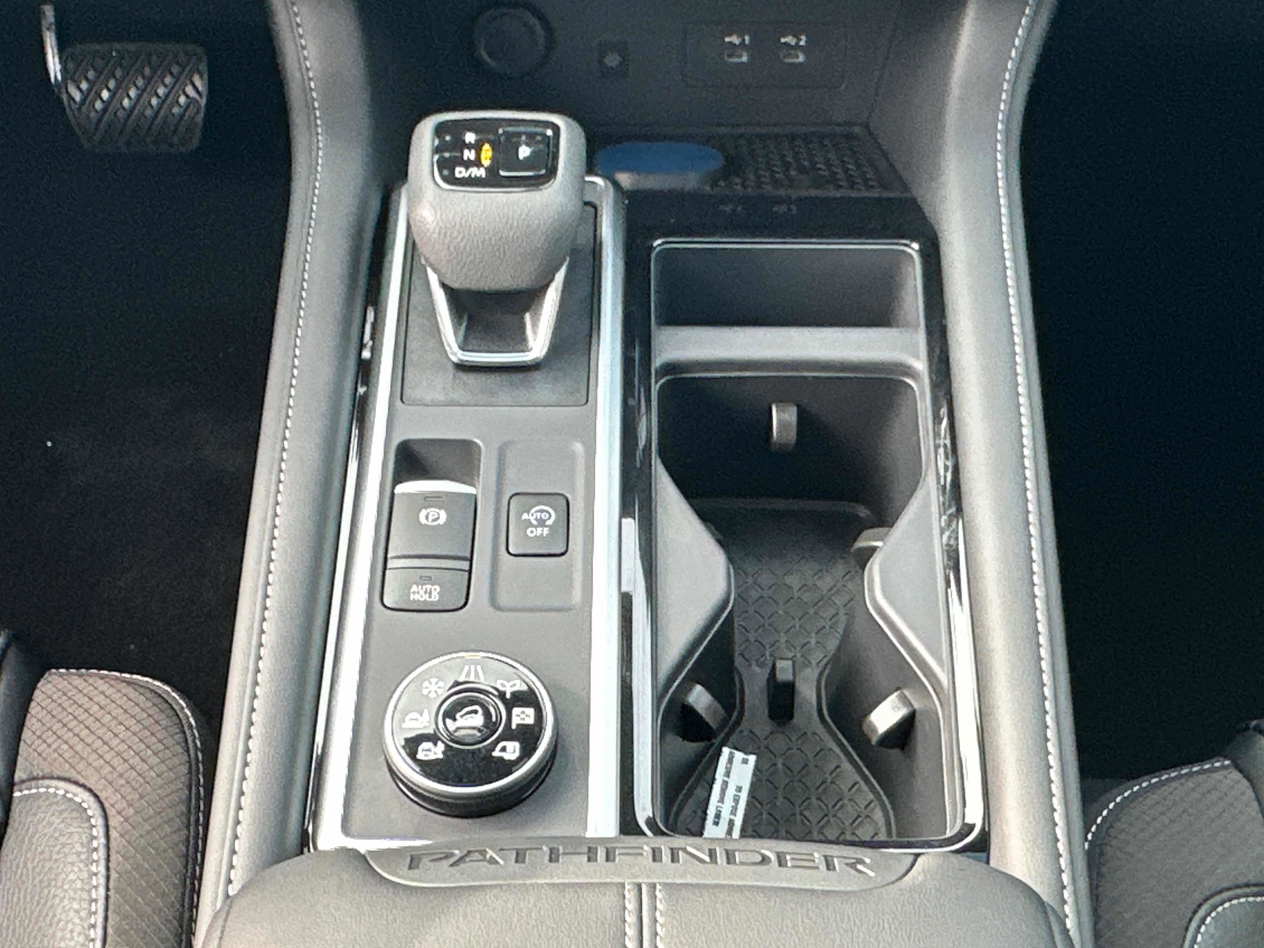 New 2026 Nissan Pathfinder SL AWD/4WD image 33