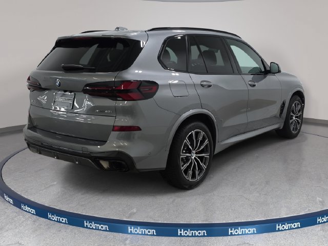 Certified 2026 BMW X5 xDrive40i AWD/4WD image 5