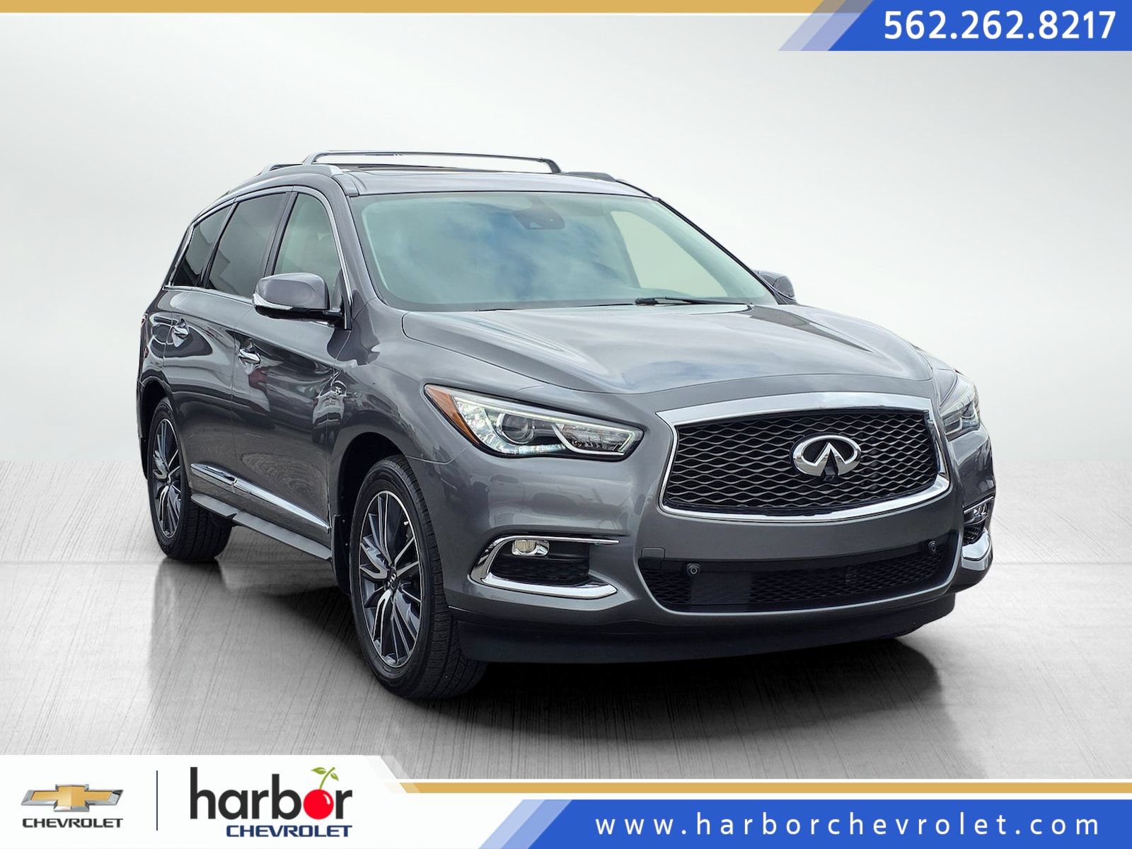 Used 2018 INFINITI QX60 FWD w/ Deluxe Technology Package image 1