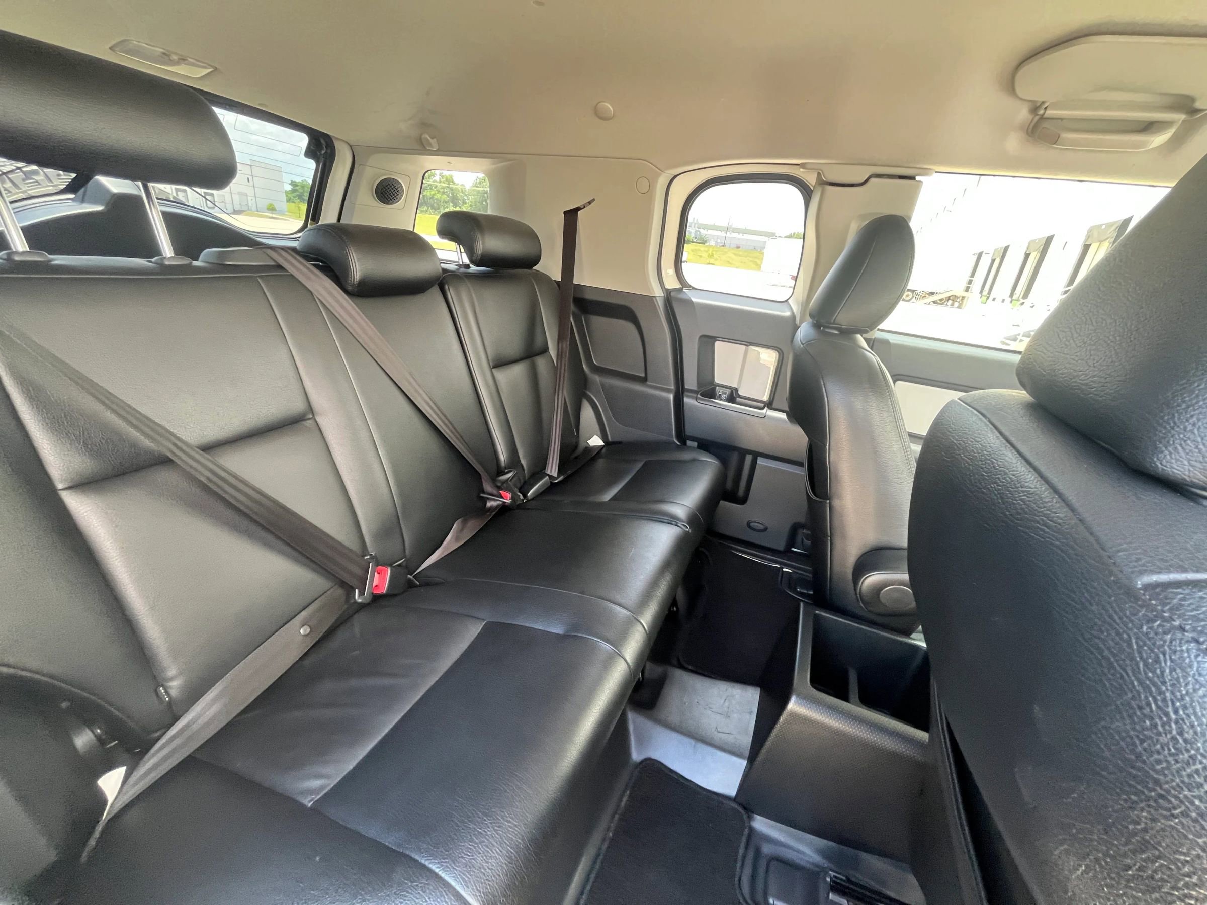 Used 2010 Toyota FJ Cruiser 4WD image 18