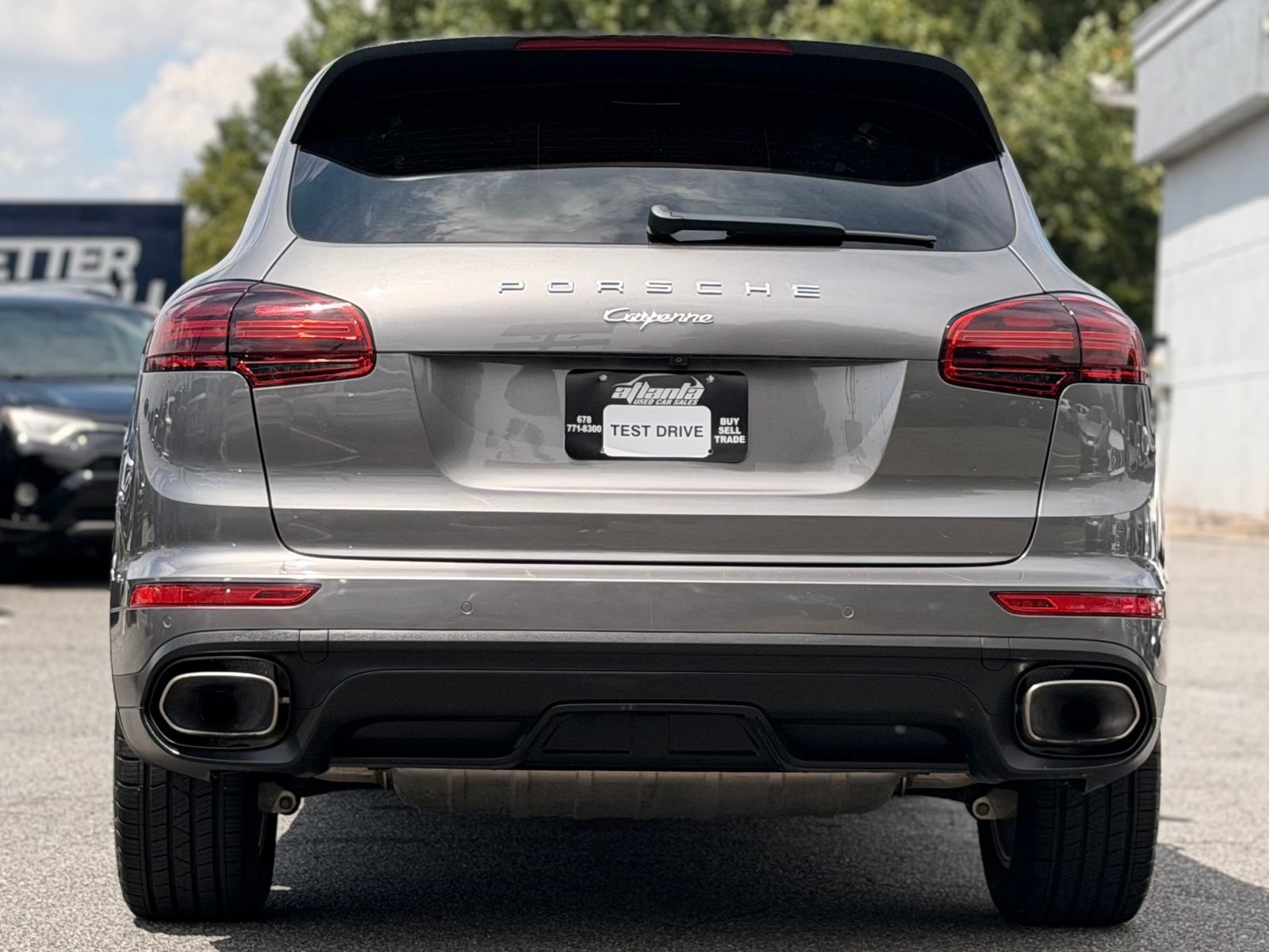 Used 2017 Porsche Cayenne AWD/4WD image 4
