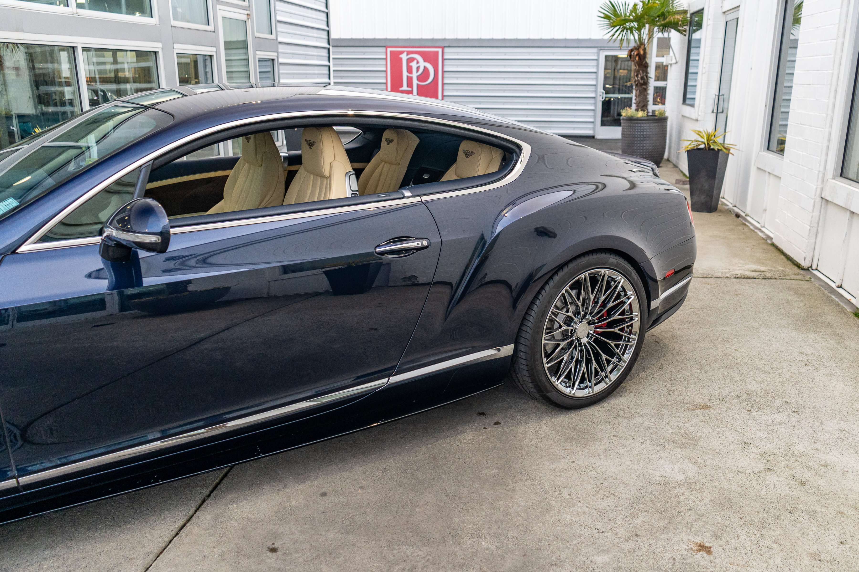 Used 2014 Bentley Continental GT V8 S AWD/4WD image 6