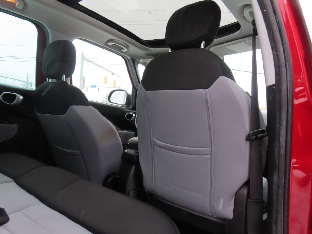 Used 2014 FIAT 500L Easy w/ Popular Equipment Group image 37