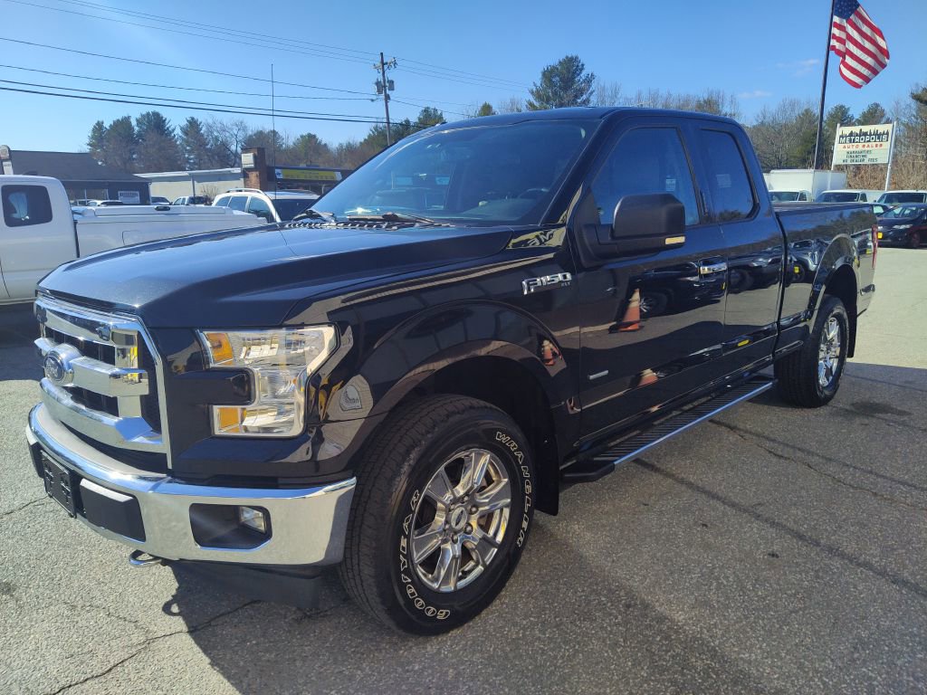 Used 2015 Ford F150 XLT w/ Equipment Group 302A Luxury image 4