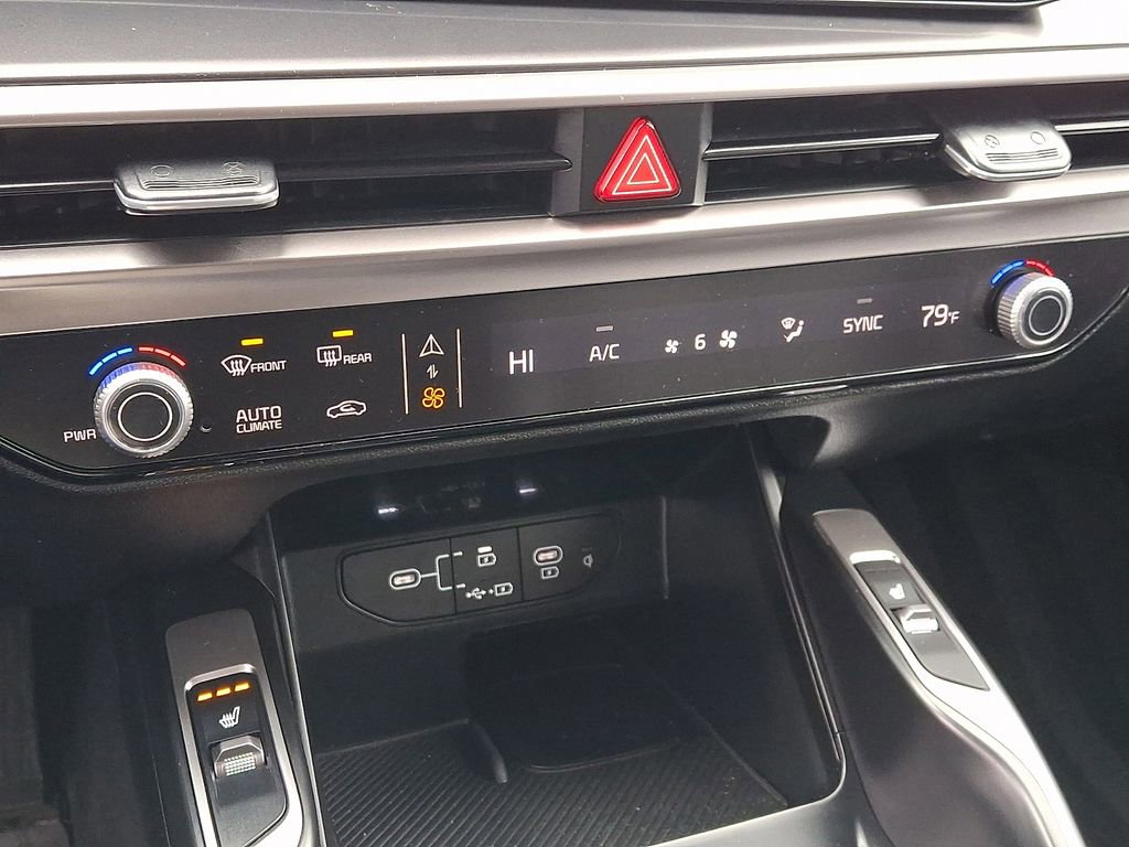 Used 2024 Kia Sorento S image 20