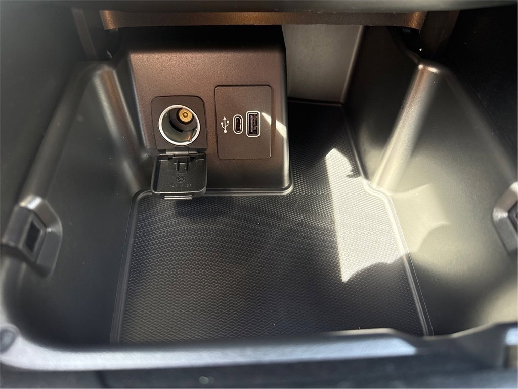 New 2025 Ford Explorer ST-Line image 29