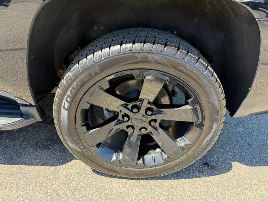 Used 2018 Chevrolet Tahoe Premier AWD/4WD image 5