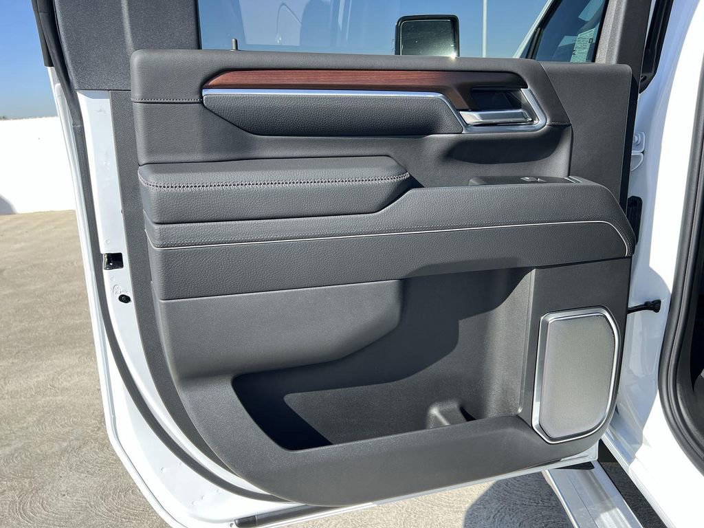New 2026 GMC Sierra 3500 Denali AWD/4WD image 25