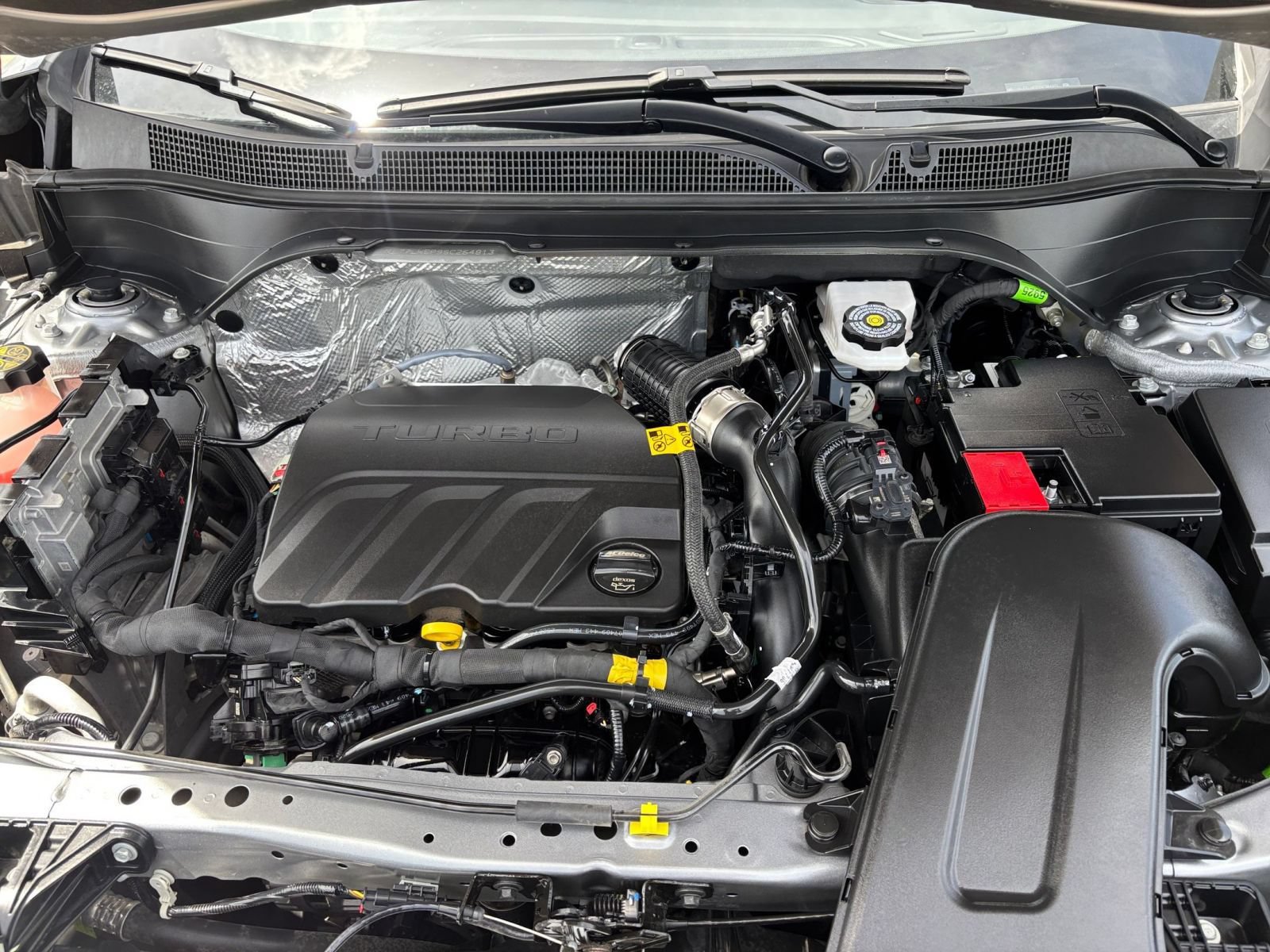 Used 2025 Chevrolet Trax LT FWD image 26