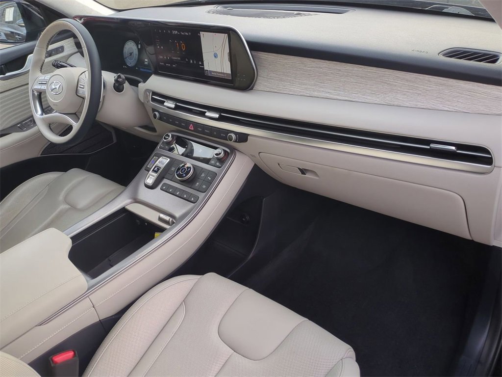 Used 2023 Hyundai Palisade Calligraphy image 30