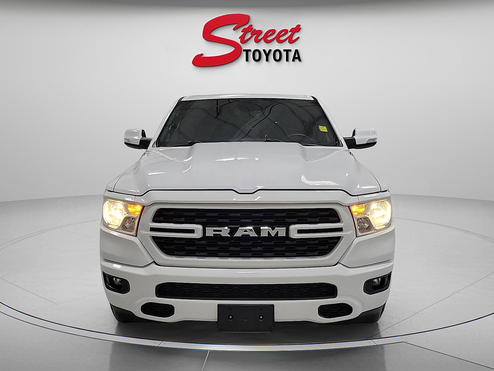 Used 2022 RAM 1500 Lone Star AWD/4WD image 6