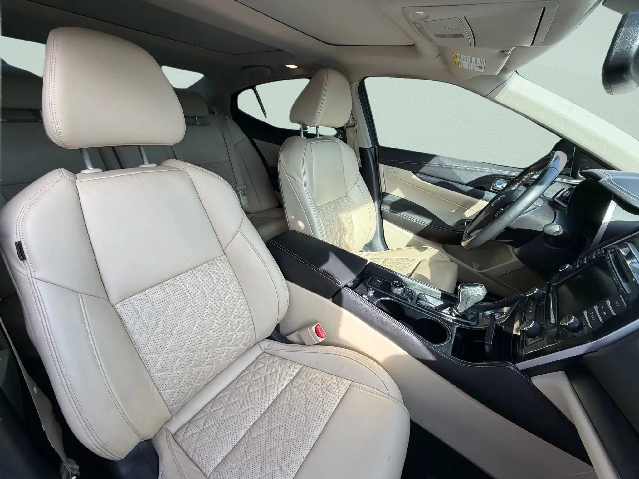 Used 2022 Nissan Maxima Platinum w/ Sport Mat Group image 9