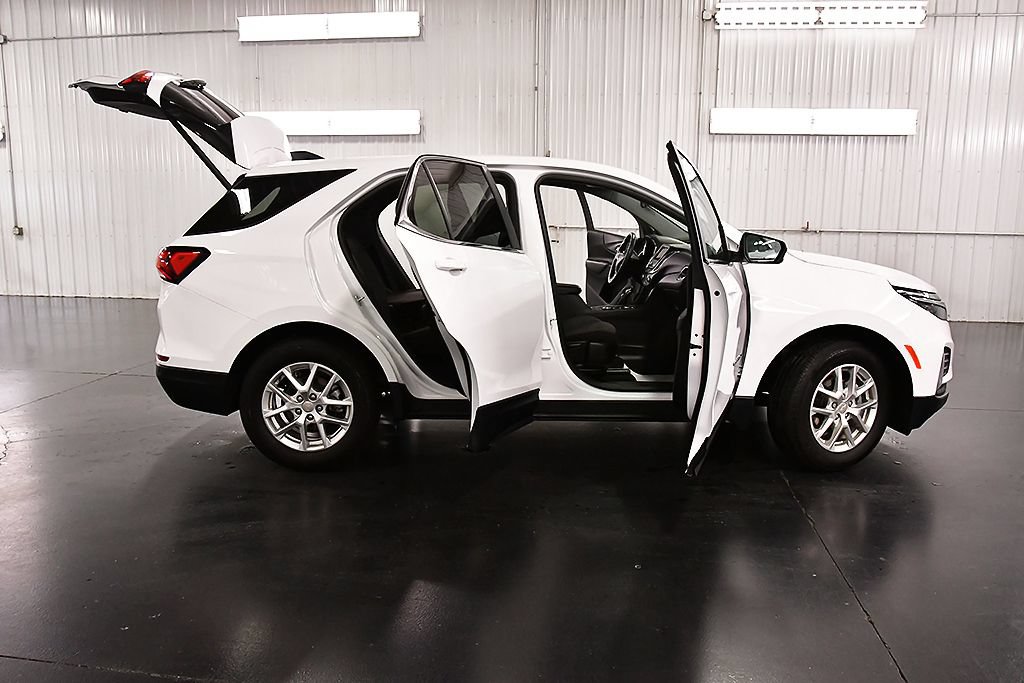 Used 2024 Chevrolet Equinox LT FWD image 31