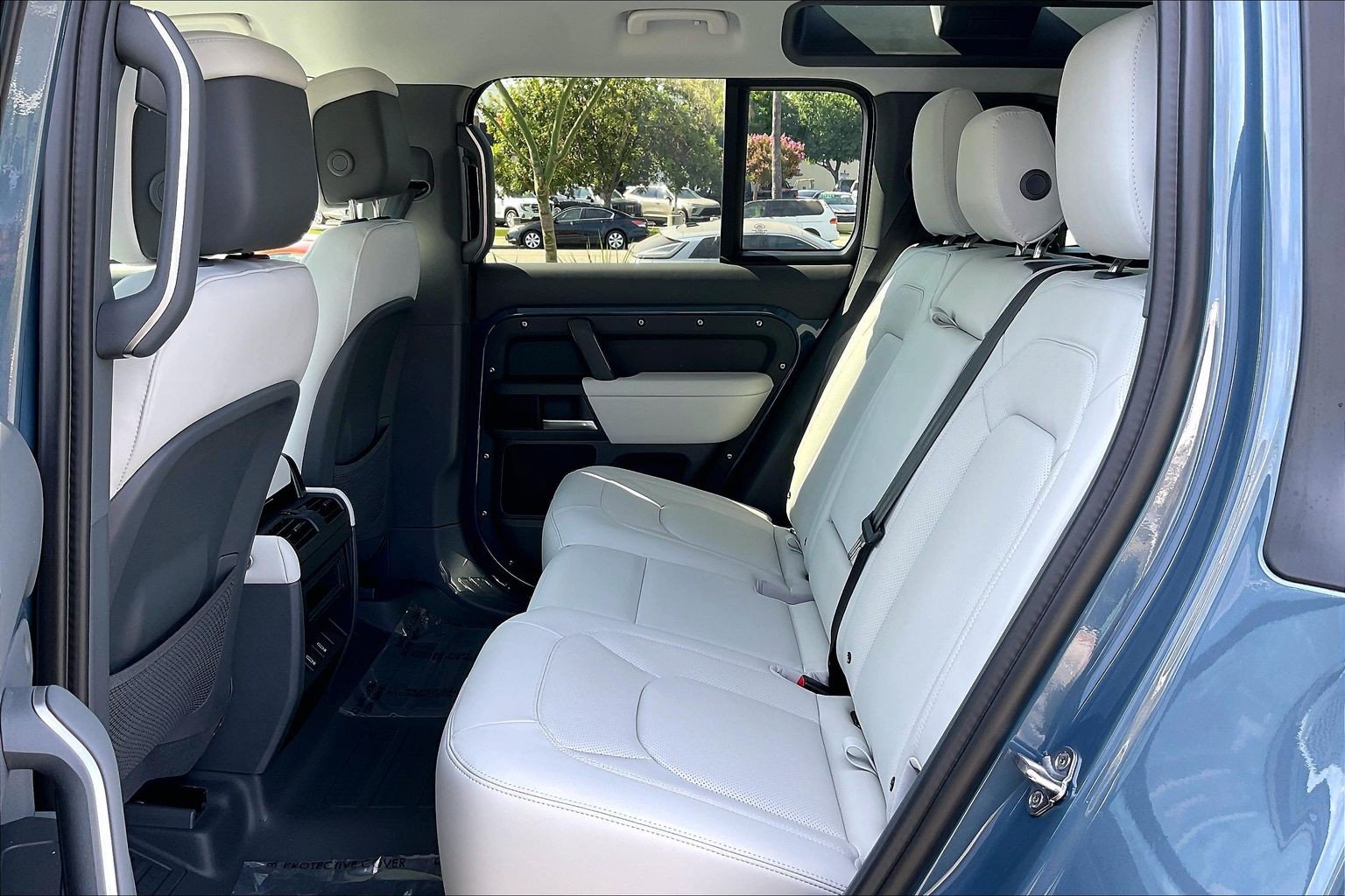 New 2026 Land Rover Defender 110 S AWD/4WD image 17