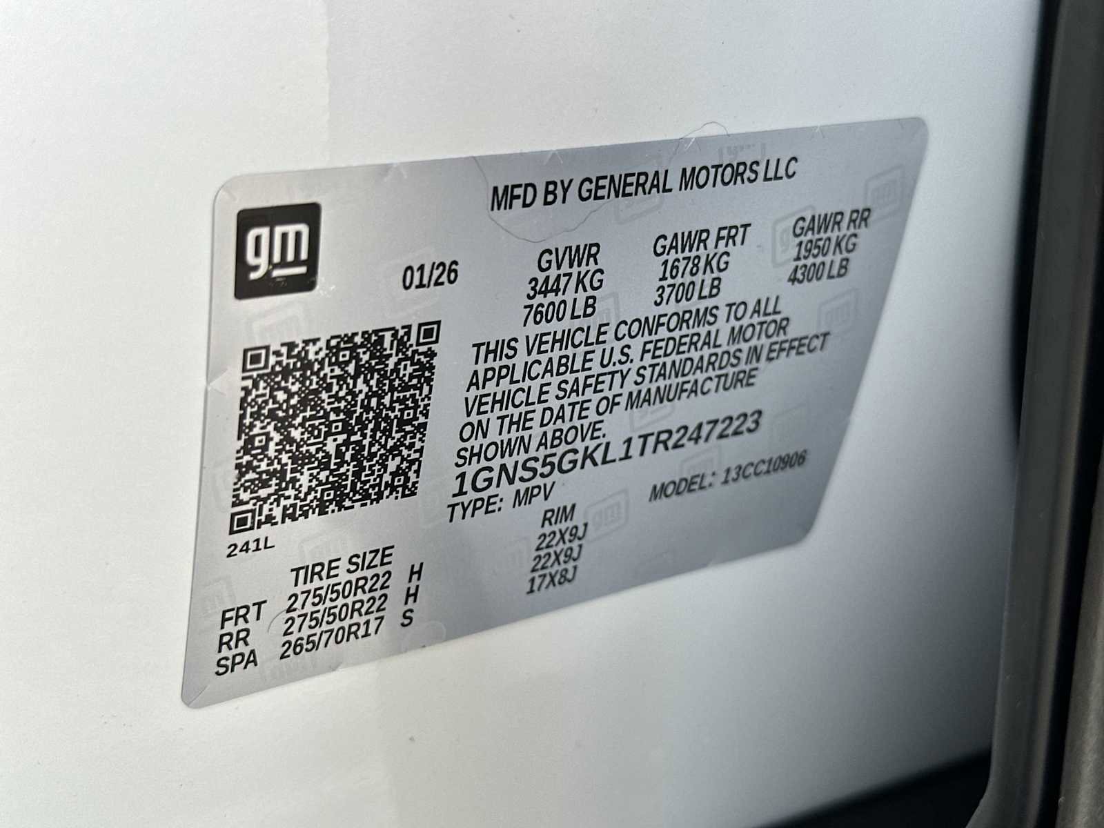 New 2026 Chevrolet Suburban High Country image 27