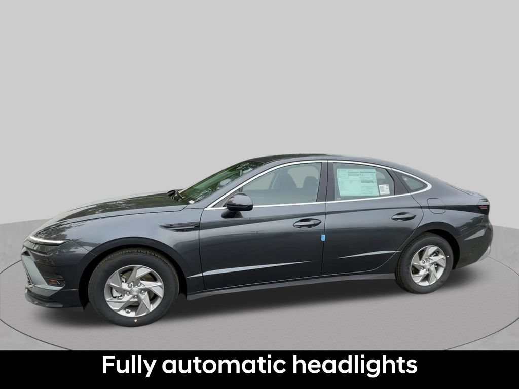 Used 2026 Hyundai Sonata SE FWD image 12