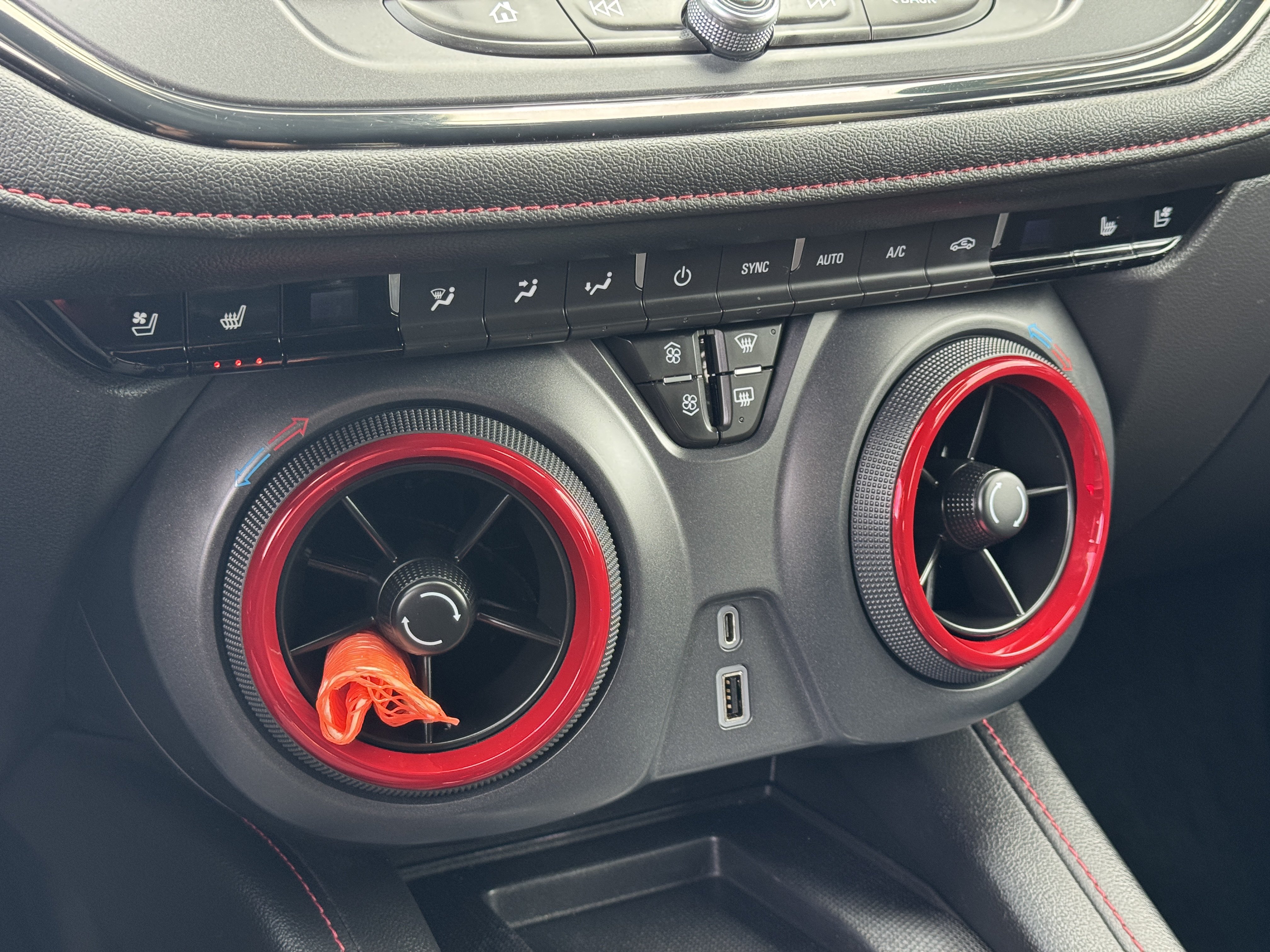 Used 2019 Chevrolet Blazer RS FWD image 27