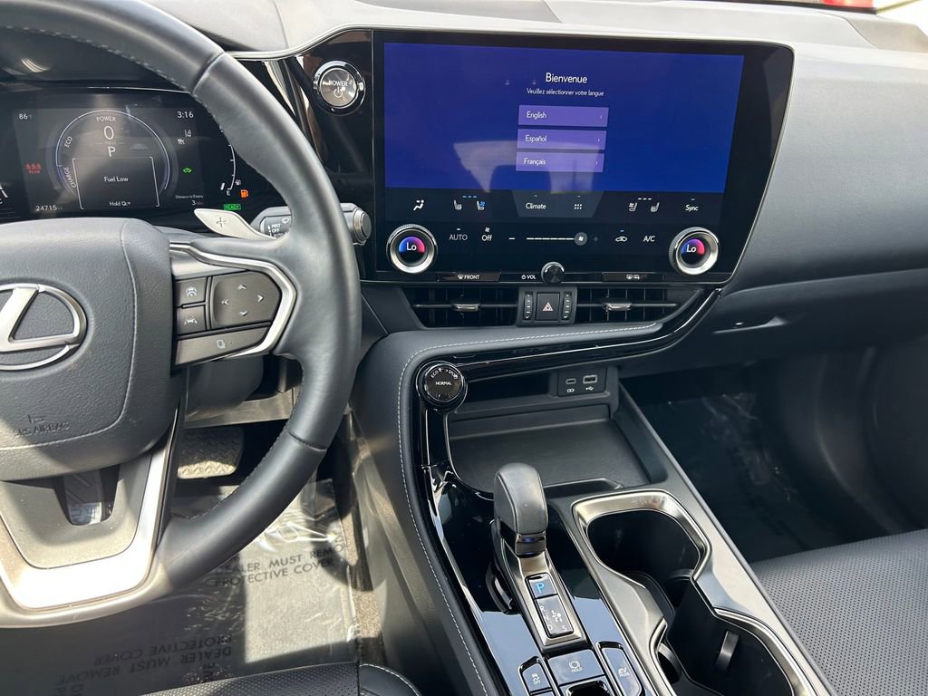Used 2024 Lexus NX 350h AWD w/ Luxury Package image 17