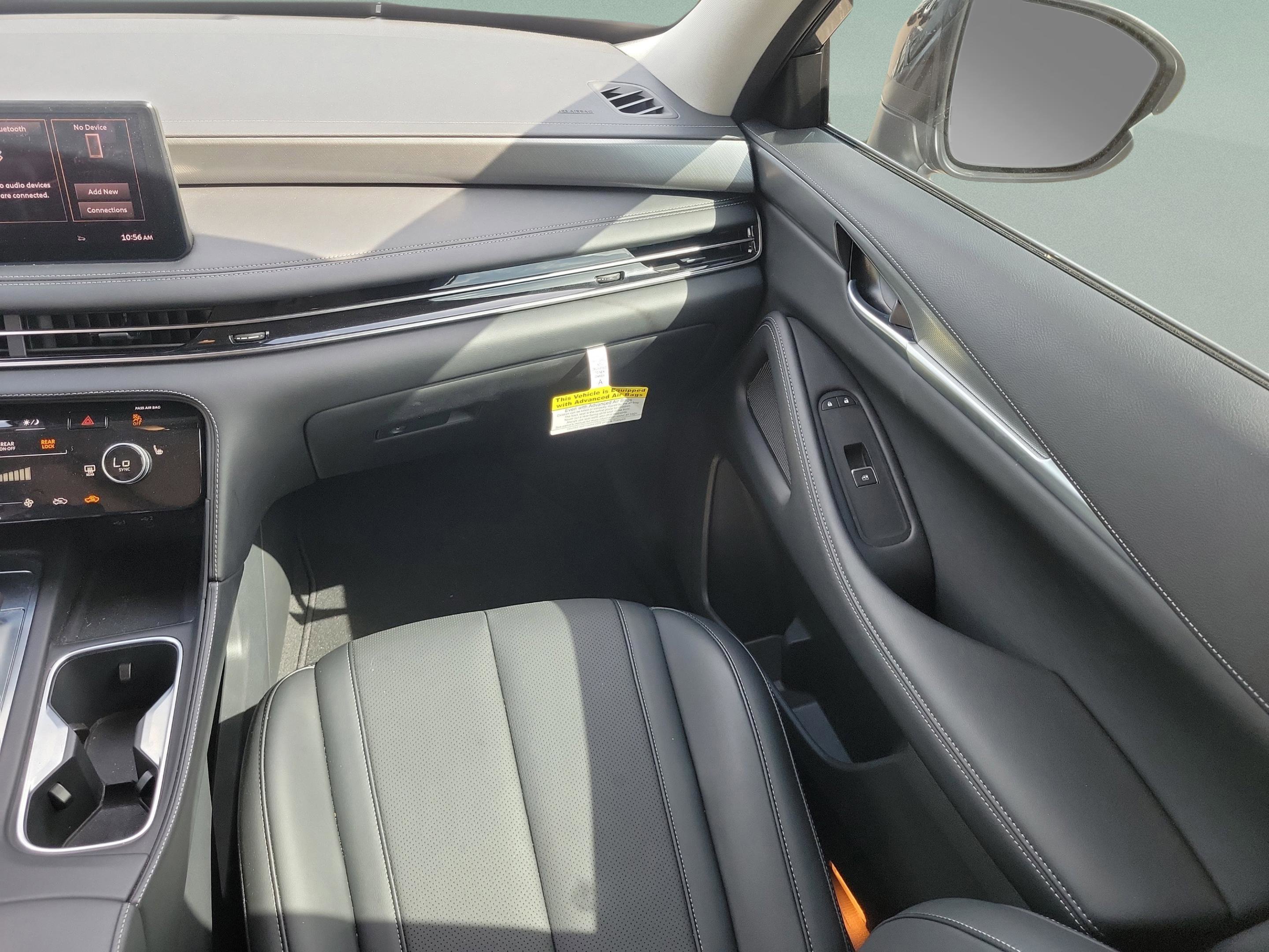 Certified 2026 INFINITI QX60 Pure image 8