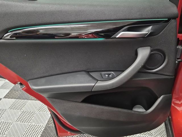 Used 2018 BMW X2 sDrive28i w/ Convenience Package image 17