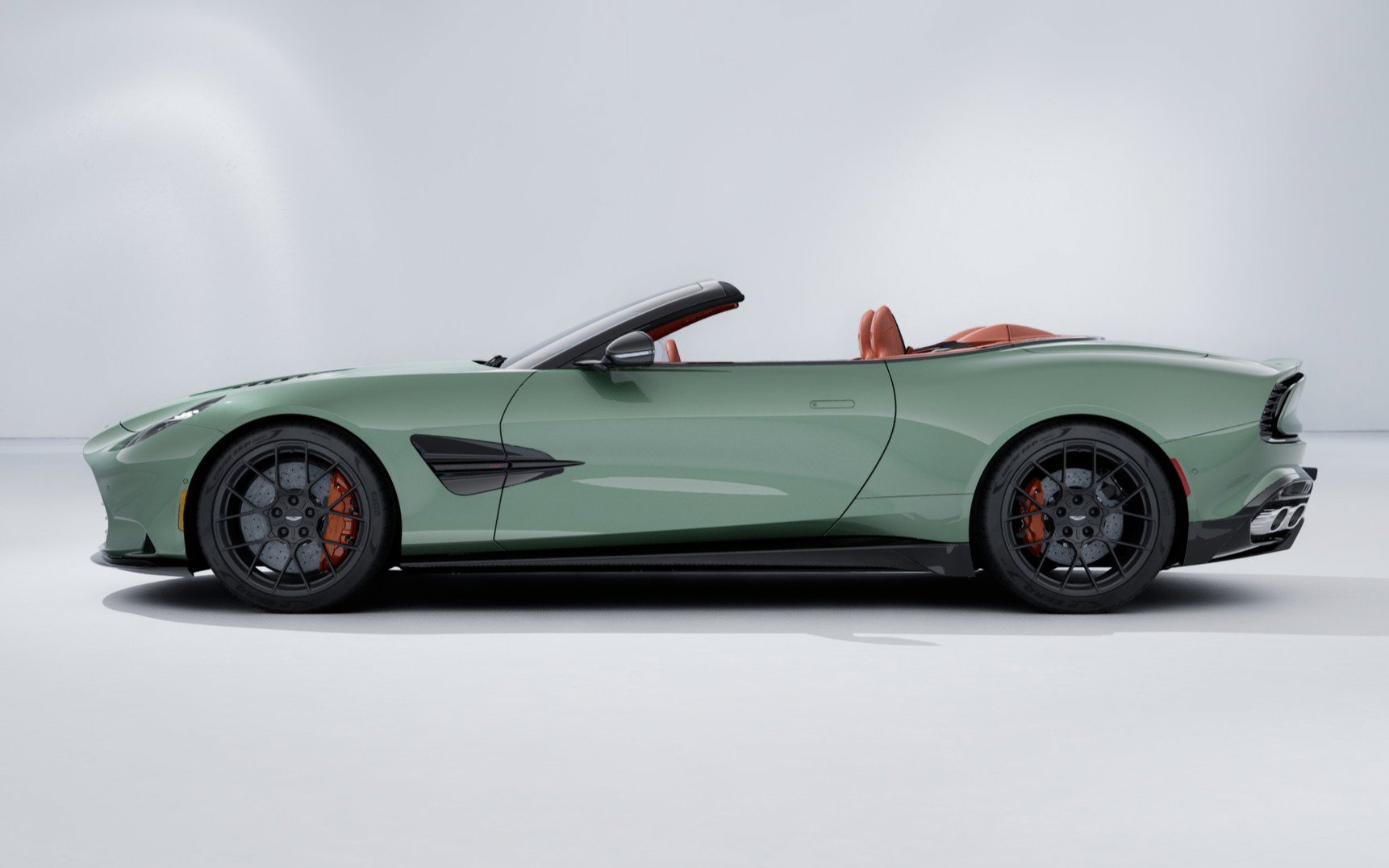 New 2026 Aston Martin Vanquish Convertible image 3