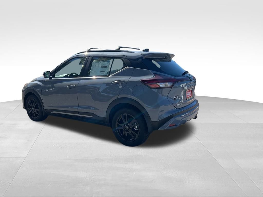 New 2024 Nissan Kicks SR w/ Interior Electronics Package image 2