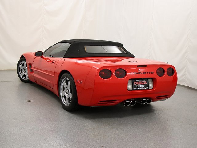 Used 1999 Chevrolet Corvette Convertible w/ Memory Pkg image 9