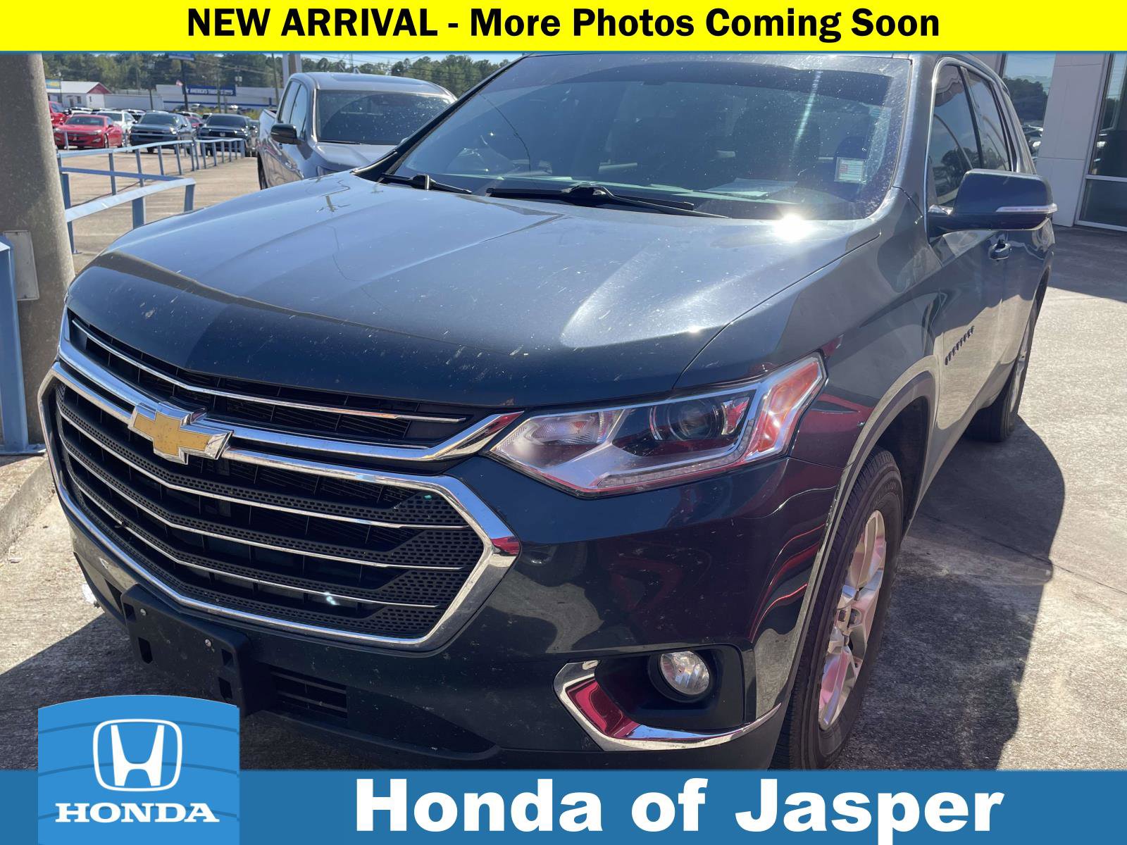 Used 2020 Chevrolet Traverse LT