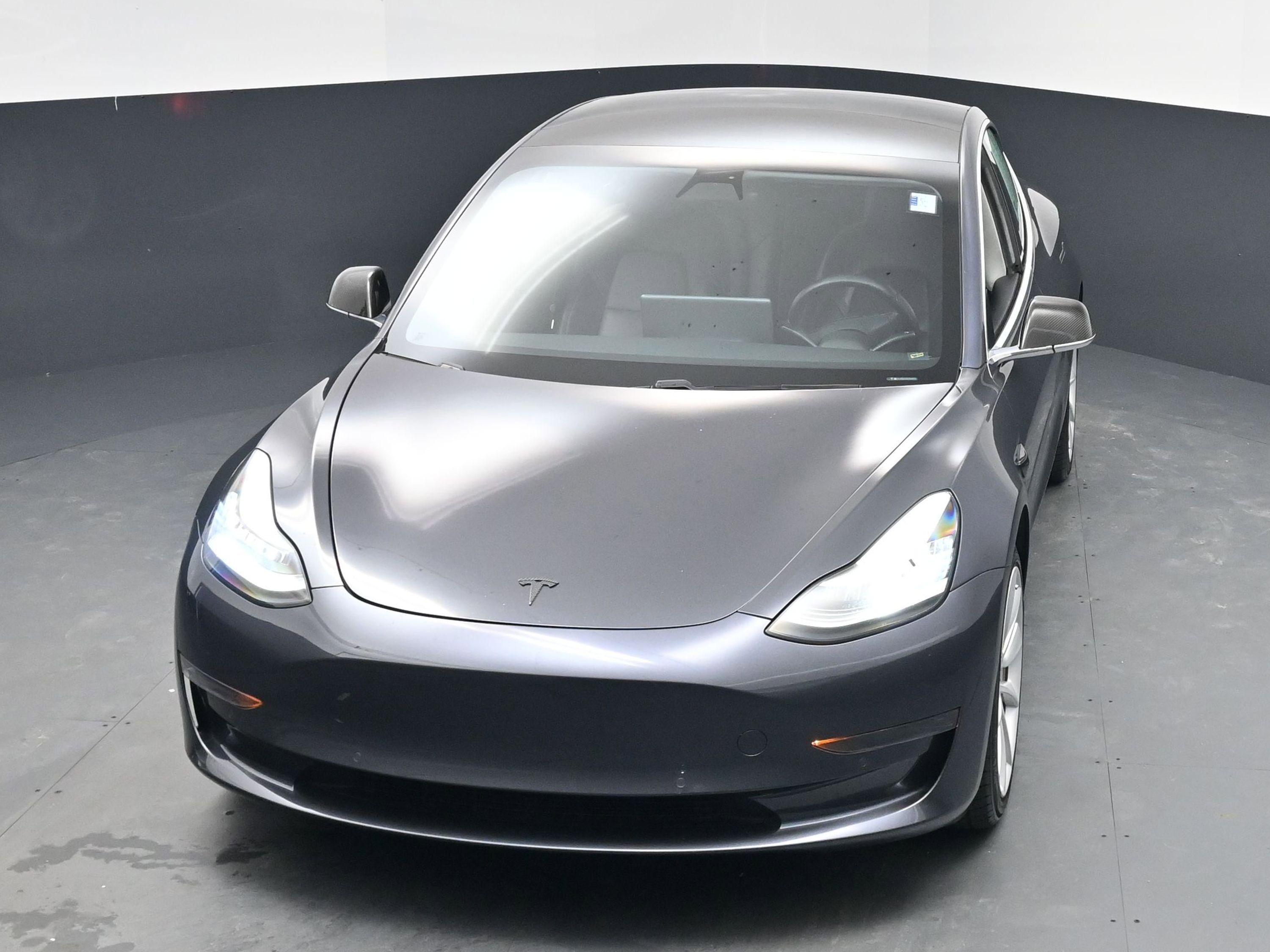 Used 2020 Tesla Model 3 Standard Range image 10