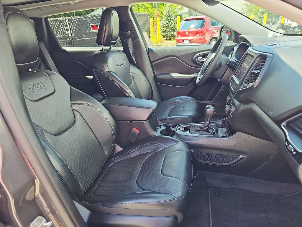 Used 2023 Jeep Cherokee Altitude Lux w/ Lux Elite Package AWD/4WD image 11