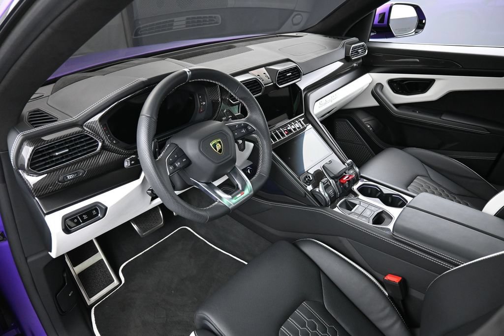 Used 2024 Lamborghini Urus S AWD/4WD image 4