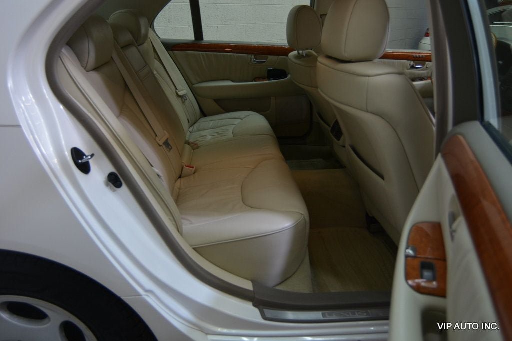 Used 2001 Lexus LS 430 RWD image 38