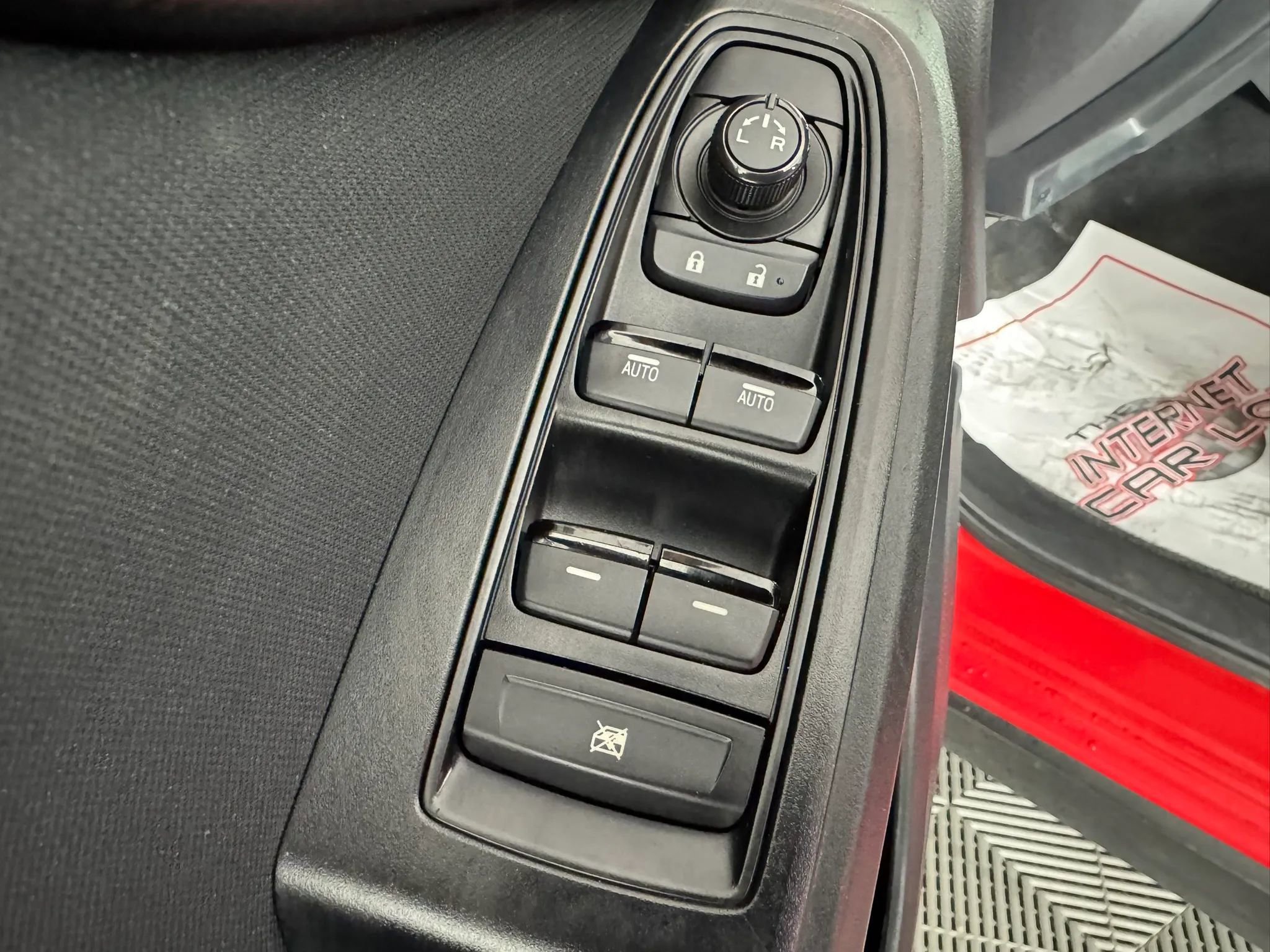 Used 2021 Subaru Crosstrek 2.0i AWD/4WD image 37