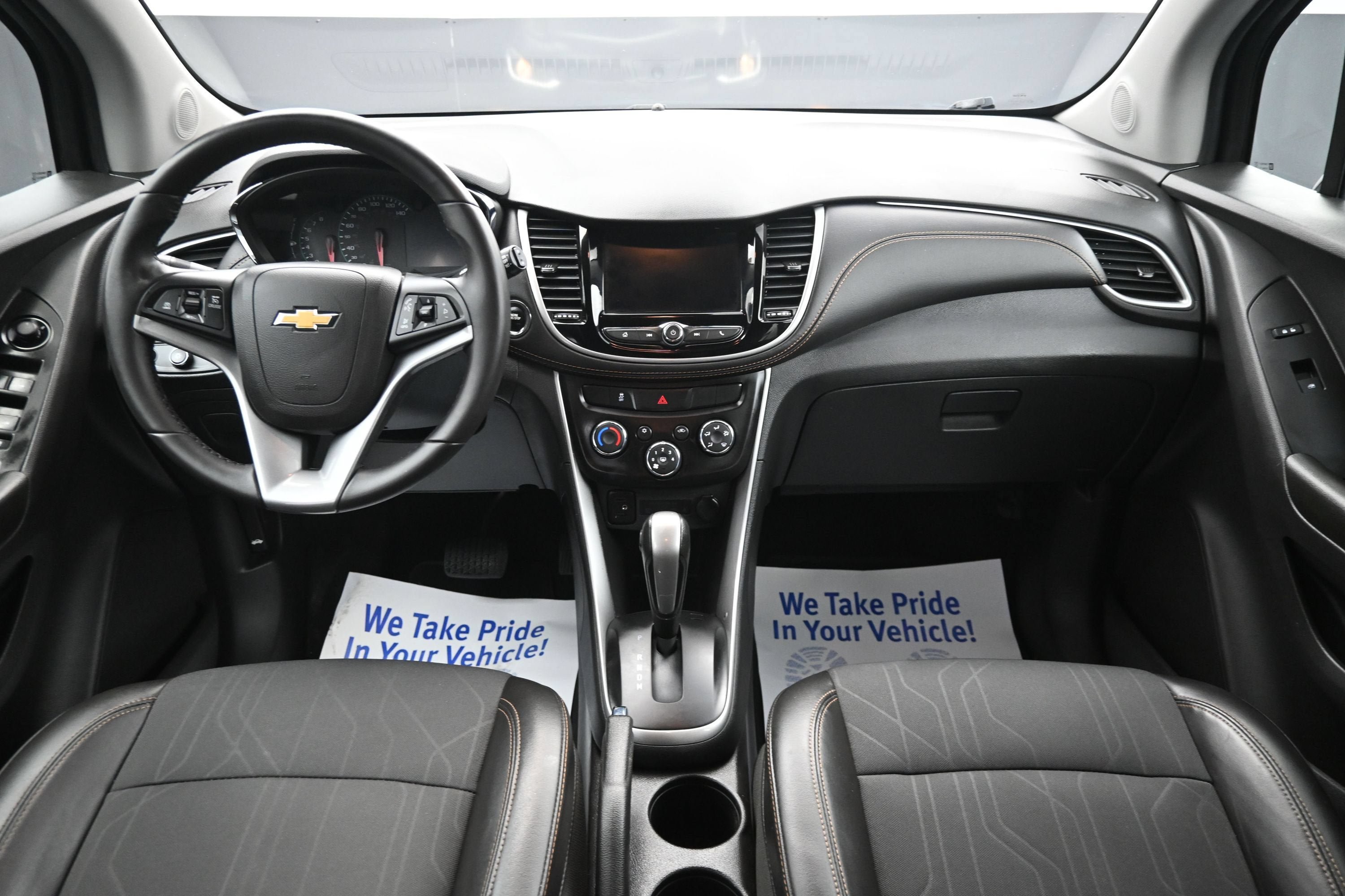 Used 2021 Chevrolet Trax LT w/ Driver Confidence Package AWD/4WD image 21