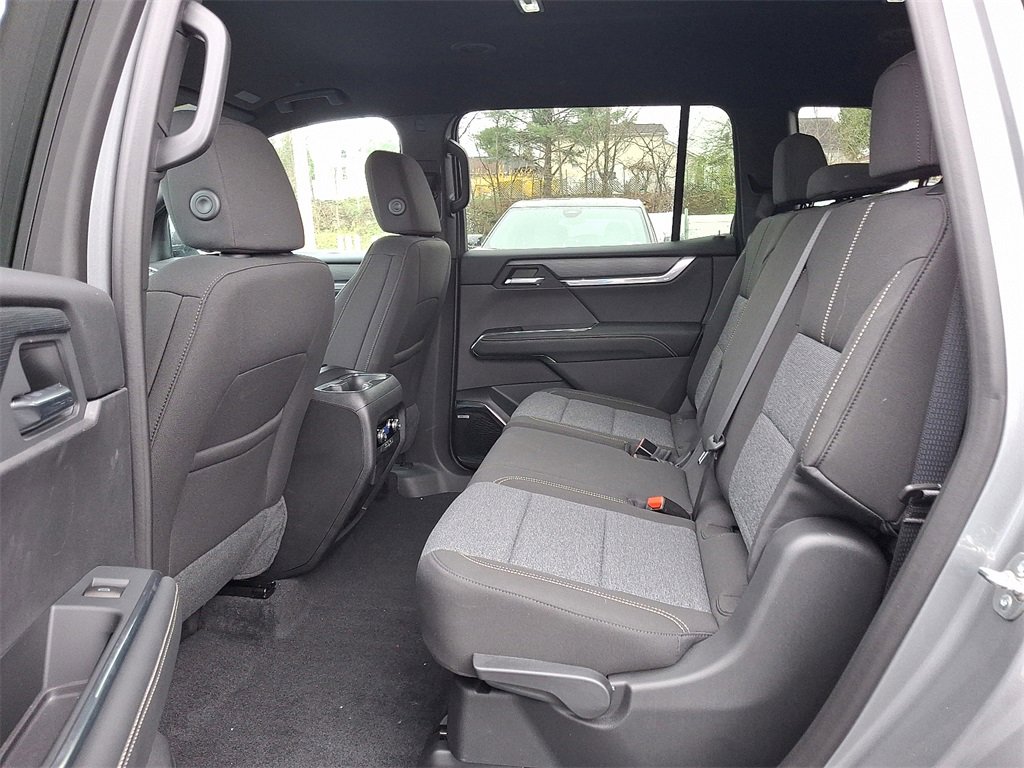 New 2025 GMC Acadia Elevation image 5