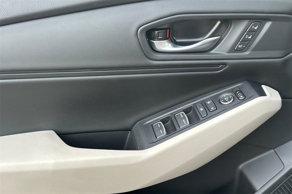 New 2025 Honda Accord EX-L image 11