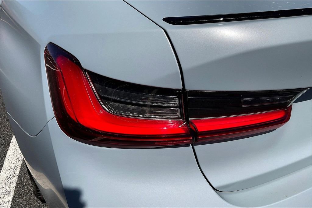 Used 2023 BMW 330e xDrive w/ M Sport Package image 23