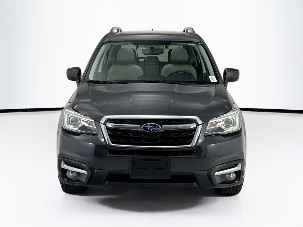 Used 2017 Subaru Forester 2.5i Limited AWD/4WD image 2