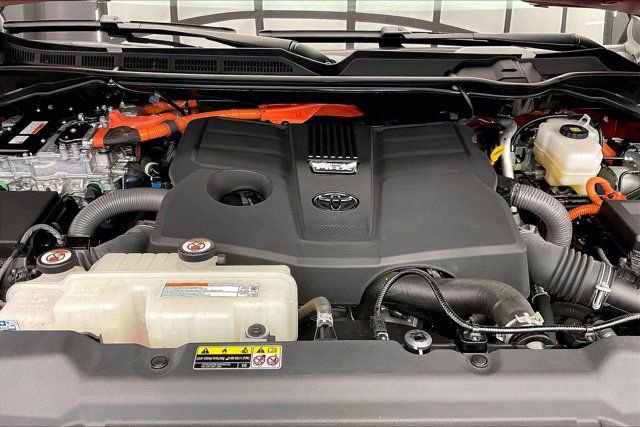 Used 2023 Toyota Tundra Limited image 9
