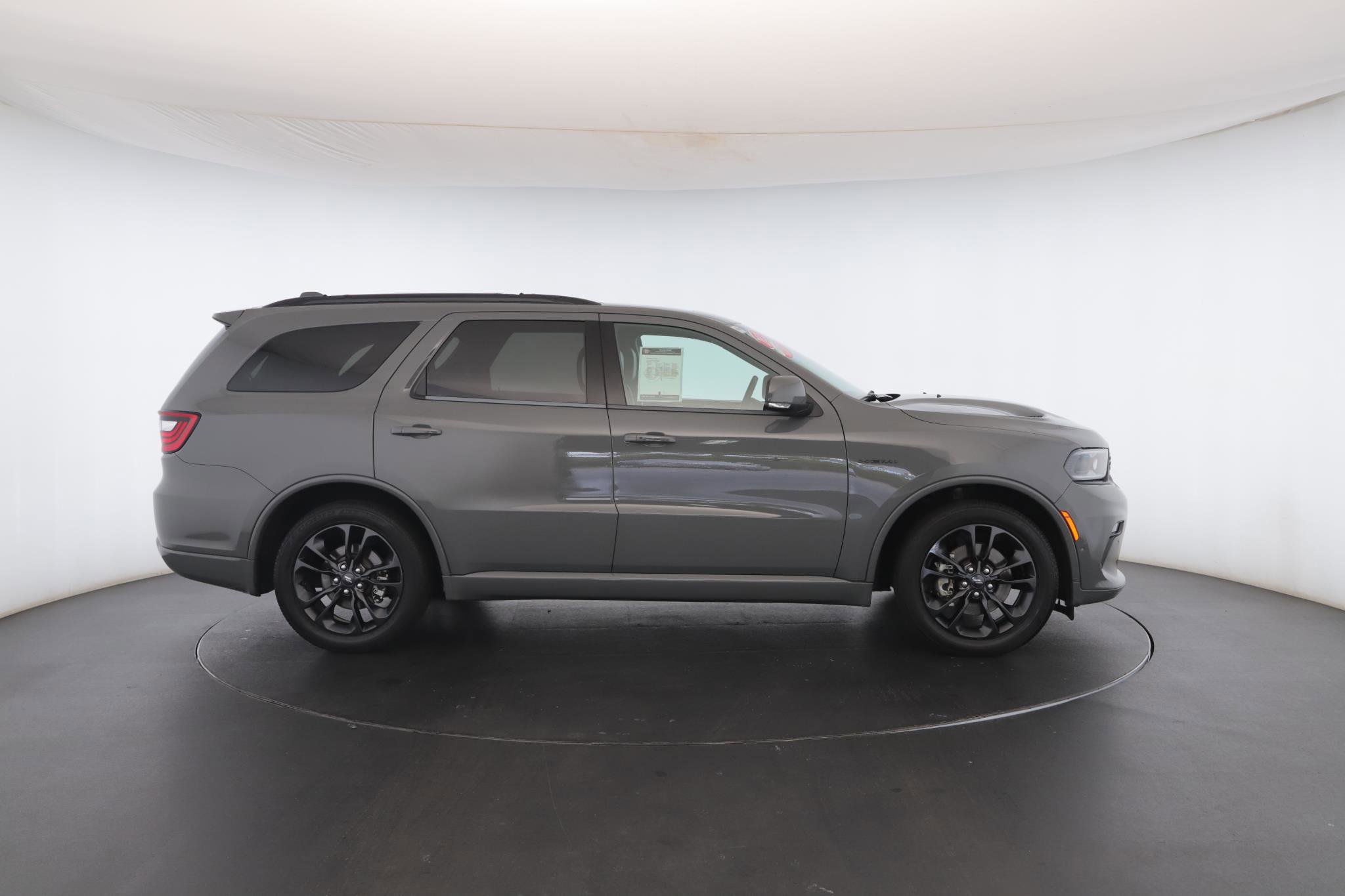 Used 2022 Dodge Durango R/T w/ Hemi Orange Plus Package image 34
